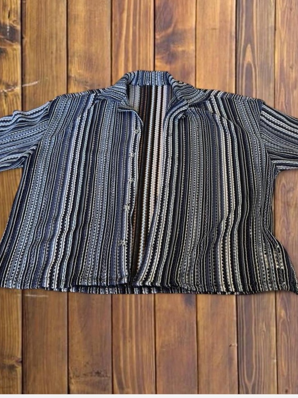 Striped Blue & White Open-Front Men’s Top • Small